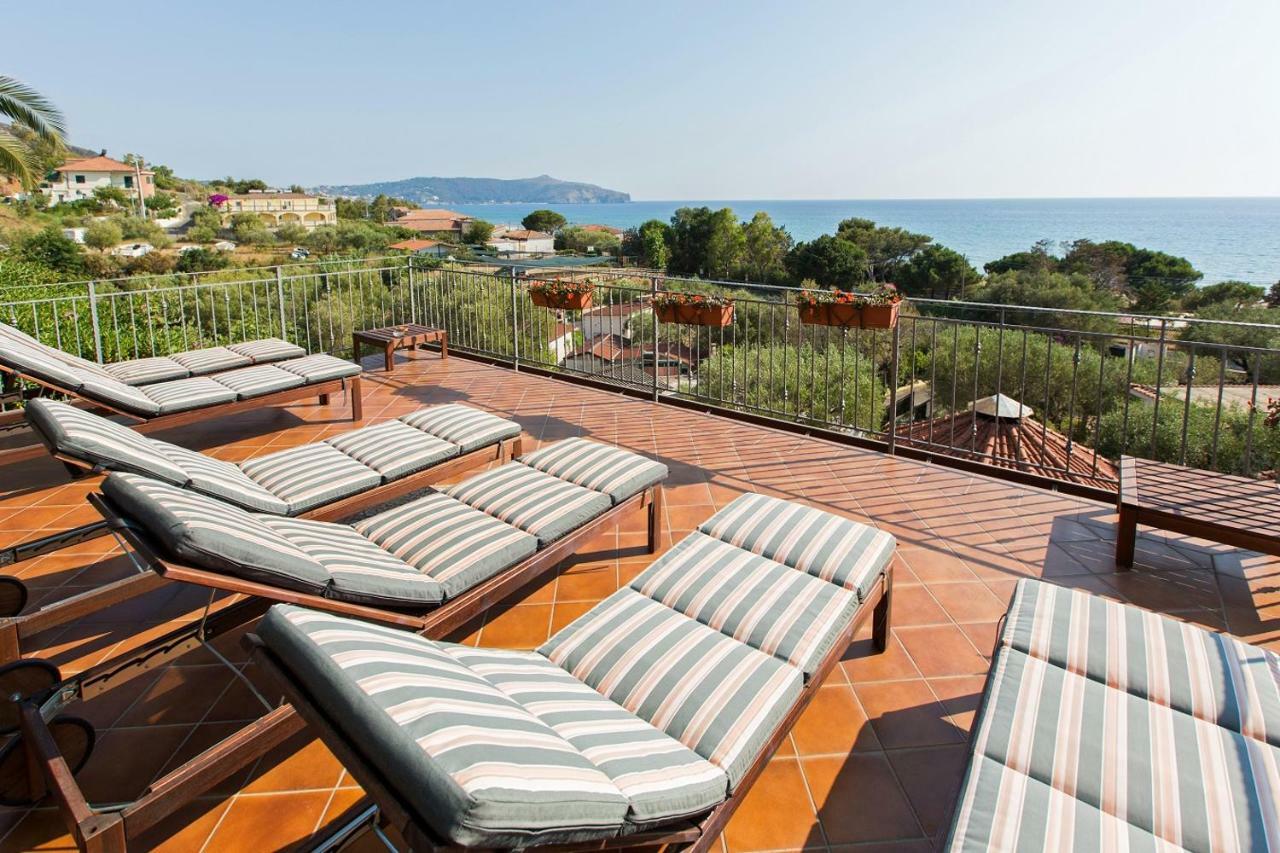 B&B Incanto Del Mare 帕利努罗 外观 照片