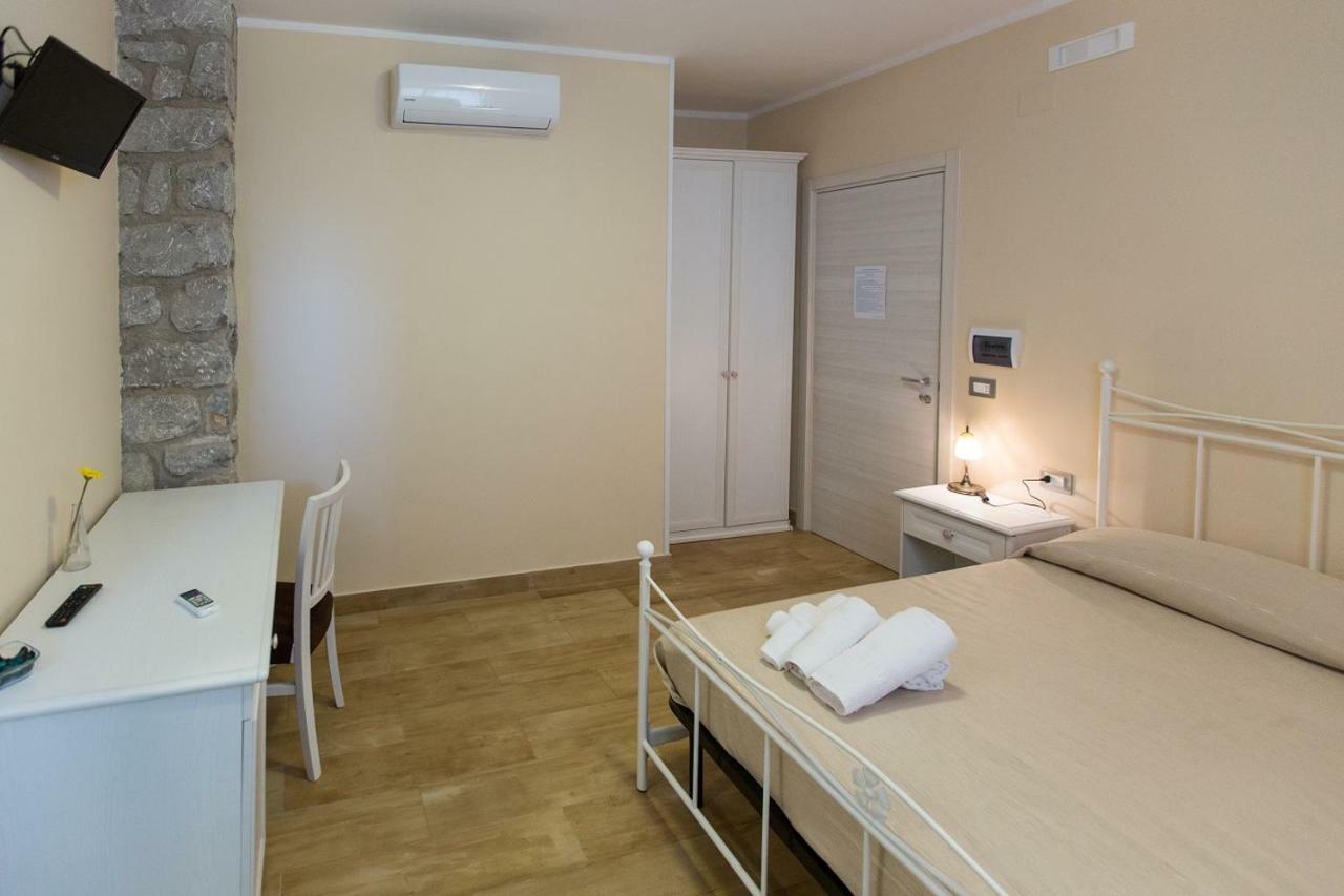 B&B Incanto Del Mare 帕利努罗 外观 照片