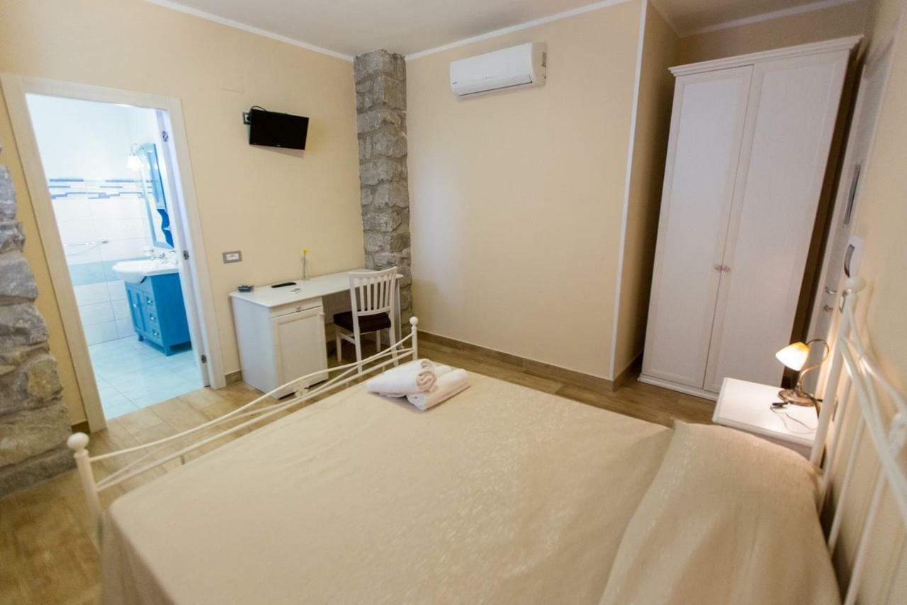 B&B Incanto Del Mare 帕利努罗 外观 照片