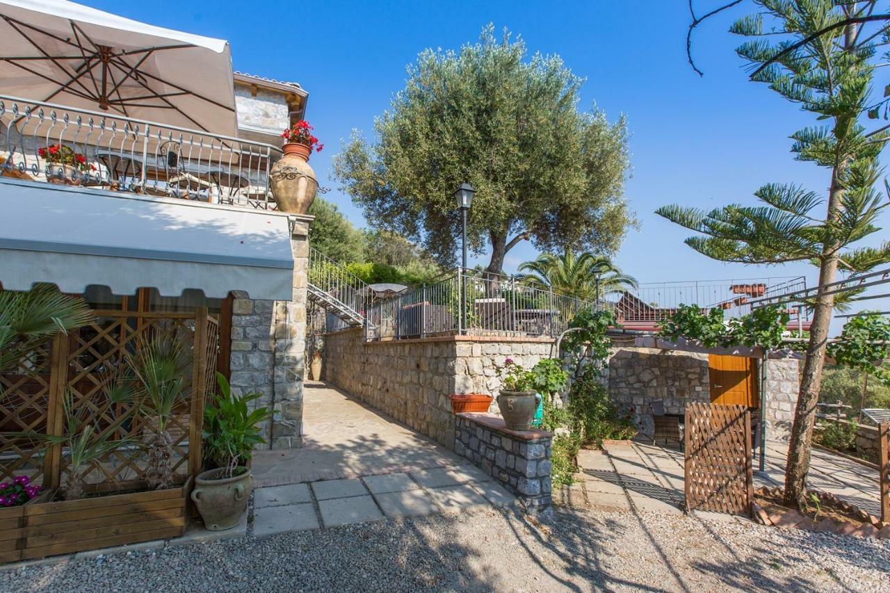 B&B Incanto Del Mare 帕利努罗 外观 照片